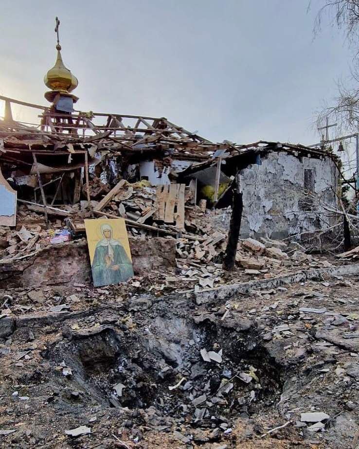 Ночью россияне обстреляли Запорожье, повреждена церковь в Камышевахах — фото