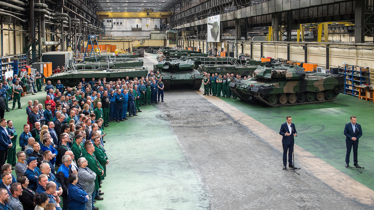 Украинский ремонтный центр Leopard 2 начинает работу в Польше в мае – фото из цеха