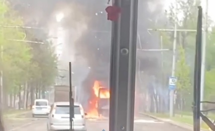 В Донецке сгорел микроавтобус, сообщили оккупанты