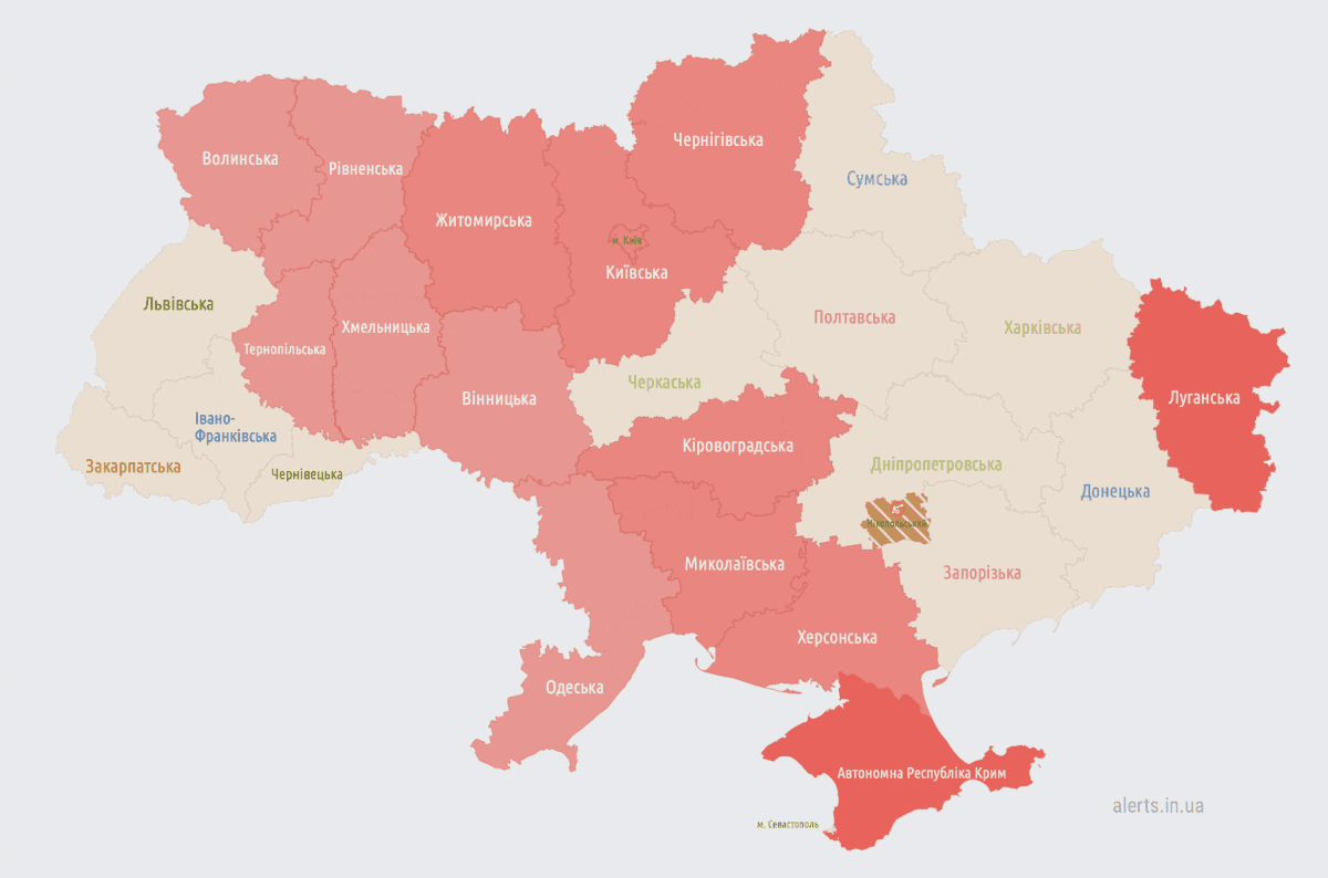 Тревога в Украине по состоянию на 01:21 / фото скриншот