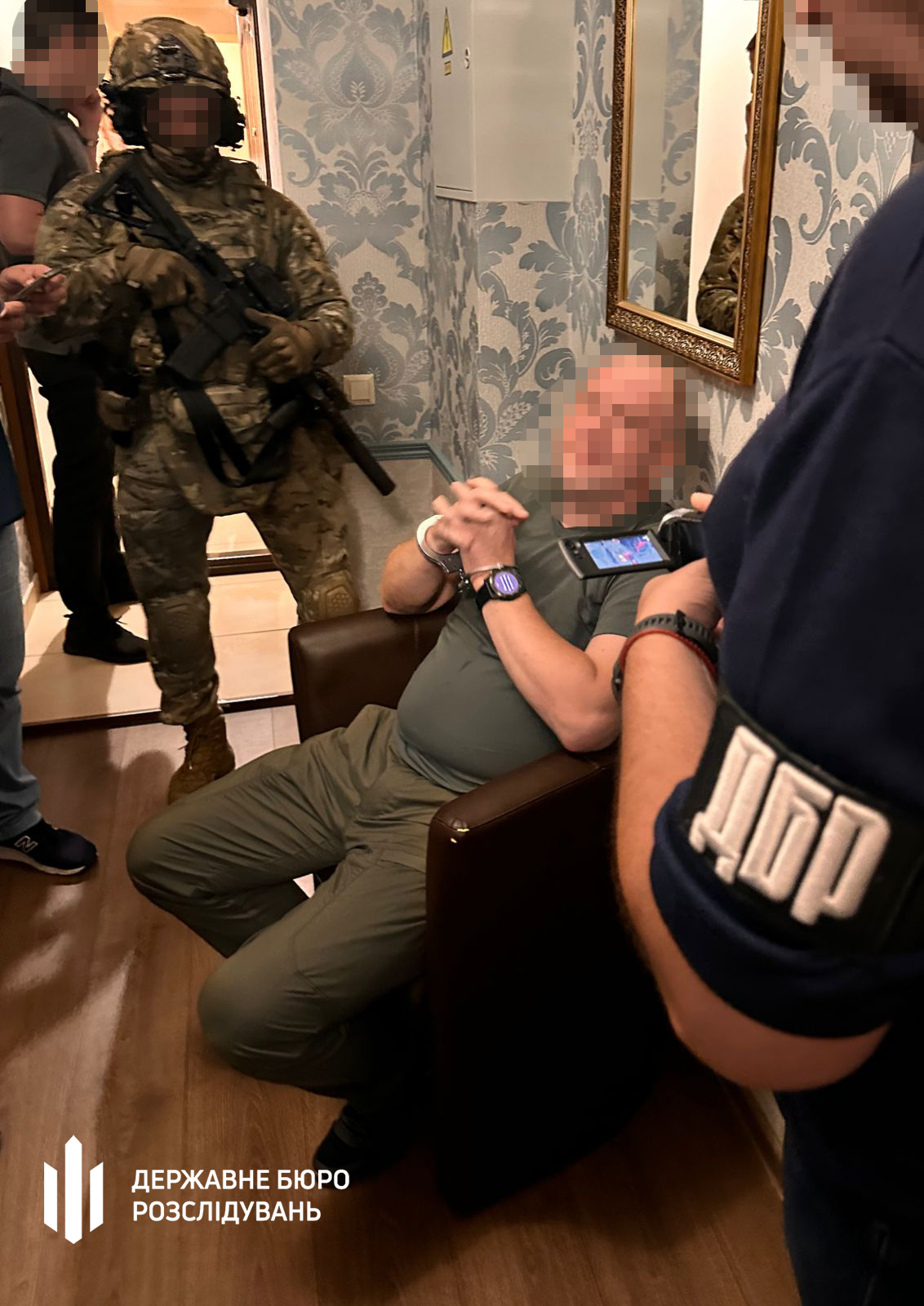 Справки для уклонистов за $10 000: в Киеве главе ВЛК вручили подозрение – фото