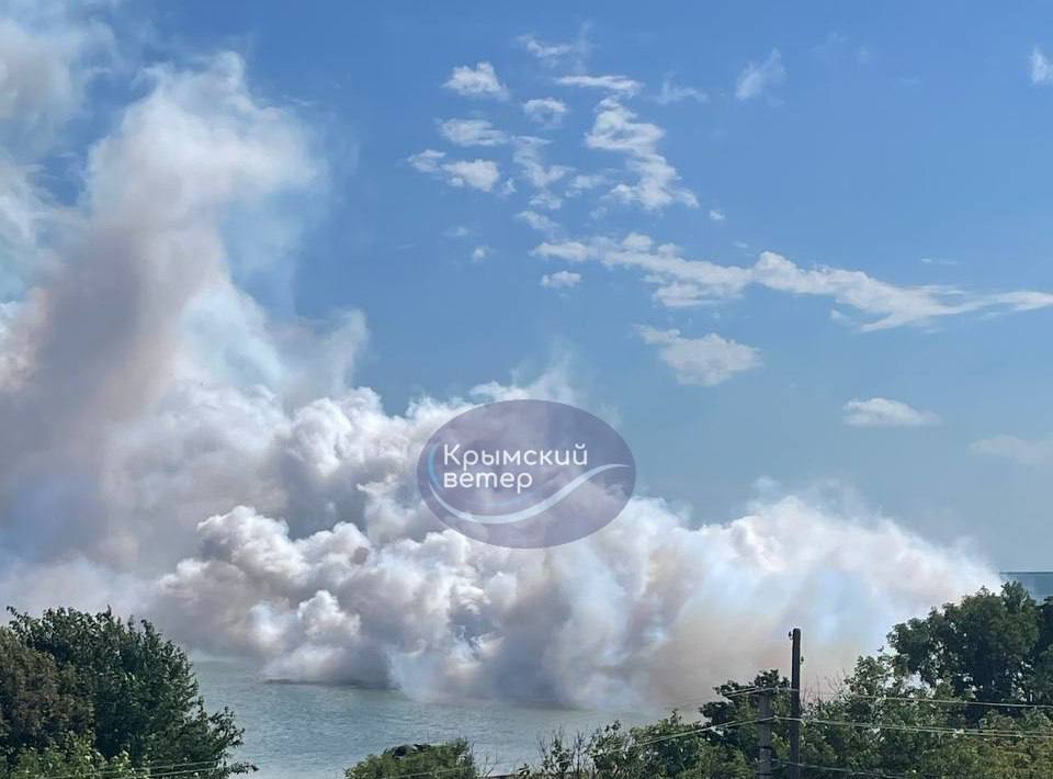 В Керчи взрывы второй раз за день, оккупанты жалуются на ракетную атаку – фото, видео