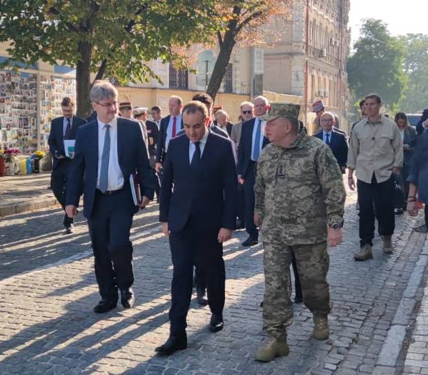 Министр обороны Франции Лекорню (фото – La France en Ukraine/X)