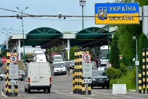Выезд за границу мужчин 18-22 лет: МВД разъяснило постановление правительства